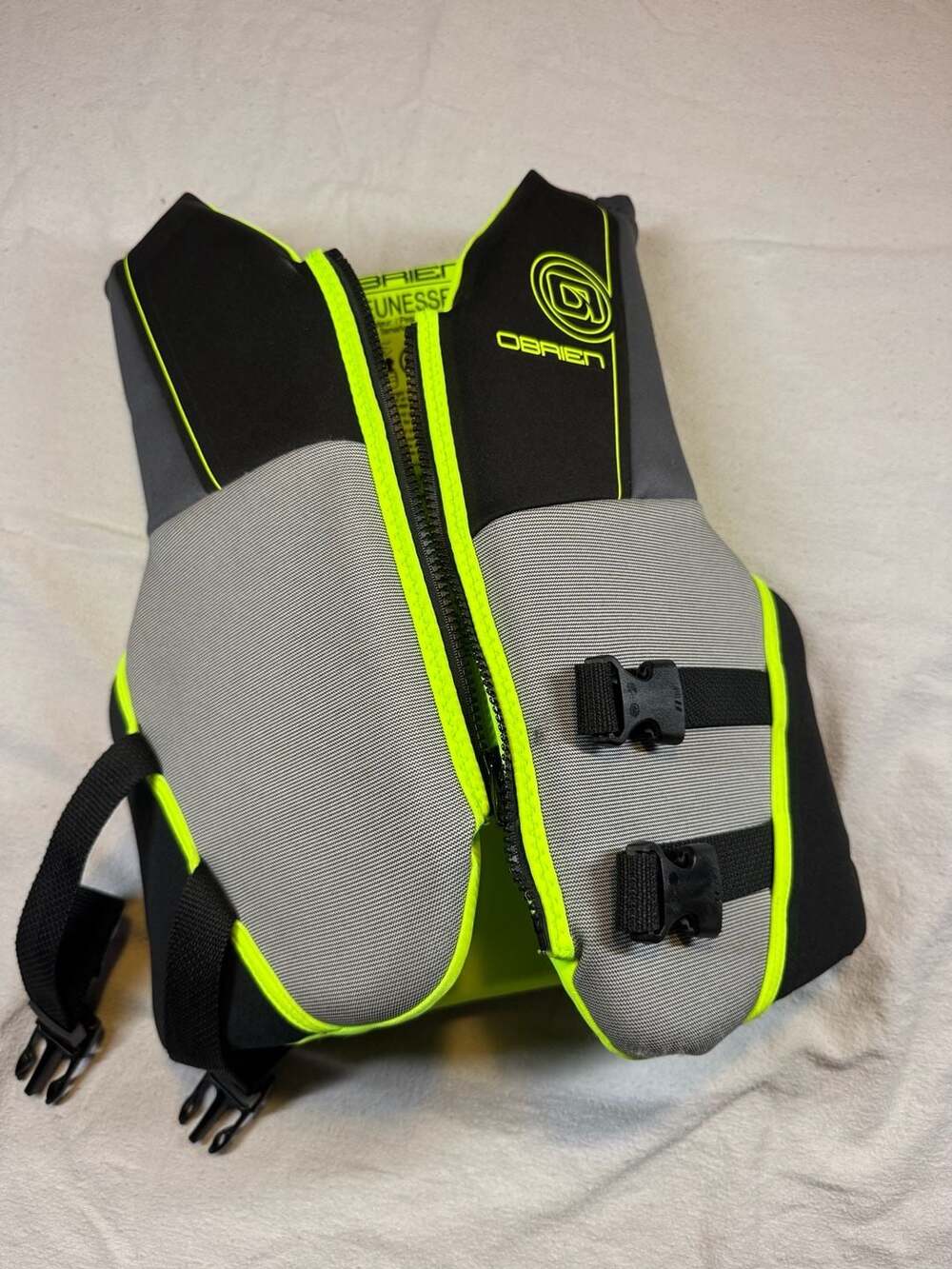 O'Brien Youth Traditional Neoprene Life Jacket VK20013